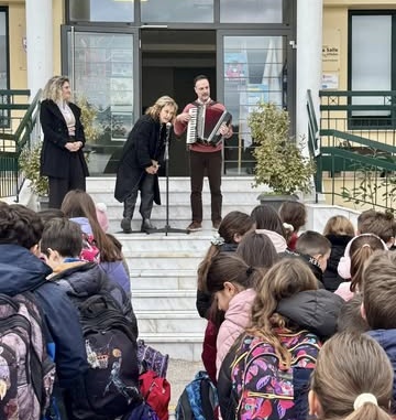 Η επίσκεψη της LOUD στο Κολέγιο Δελασάλ