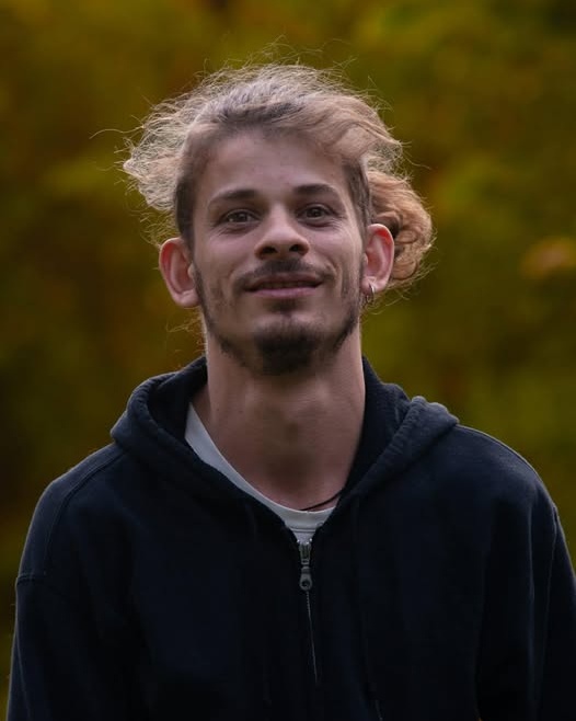 Οι άνθρωποι της LOUD — Αντώνης